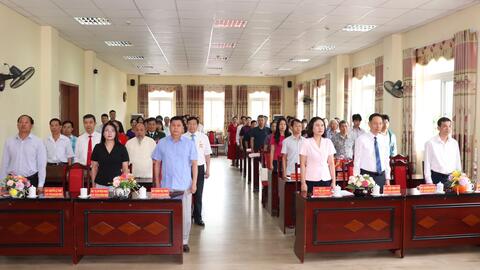 Lễ trao tặng Huy hiệu Đảng đợt 19/5/2026