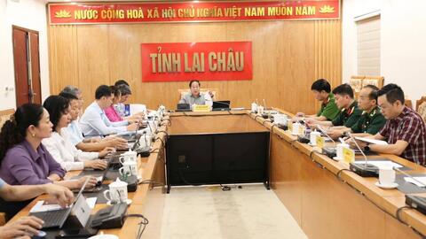 Phường Đoàn Kết tham dự Hội nghị trực tuyến triển khai khám sức khỏe định kỳ miễn phí cho nhân dân.