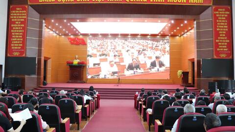 Phường Đoàn Kết tham dự Hội nghị toàn quốc nghiên cứu, học tập, quán triệt các nghị quyết, chỉ thị của Bộ Chính trị.