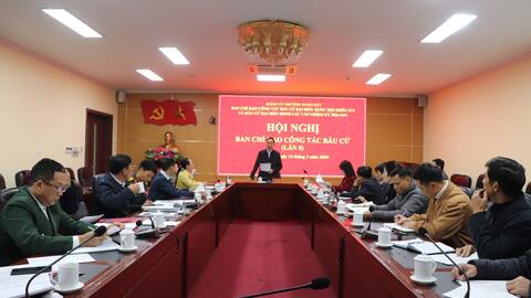 Phường Đoàn Kết họp Ban Chỉ đạo công tác bầu cử lần thứ 5, sẵn sàng cho Ngày hội toàn dân đi bầu cử.