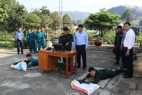 <a href="/tin-tuc-su-kien/an-ninh-quoc-phong" title="An ninh - Quốc phòng" rel="dofollow">An ninh - Quốc phòng</a>