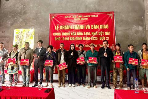 Lễ khánh thành và bàn giao công trình xoá nhà tạm, nhà dột nát trên địa bàn phường Đoàn Kết đợt 2, năm 2025.
