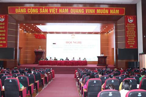 Hội nghị tiếp xúc cử tri vận động bẩu cử tại các tổ dân phố Quyết tiến 5, 6, 7 và 8.