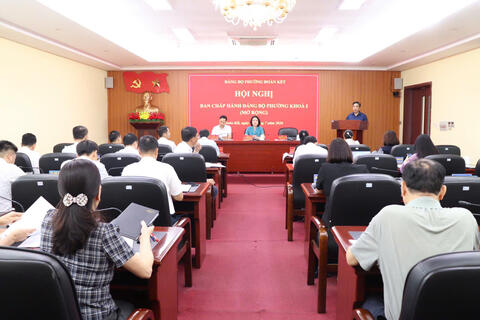 Hội nghị Ban chấp hành Đảng bộ phường Đoàn Kết mở rộng.