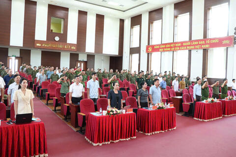 <a href="/tin-tuc-su-kien/an-ninh-quoc-phong" title="An ninh - Quốc phòng" rel="dofollow">An ninh - Quốc phòng</a>