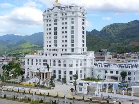 Khách sạn Hoàng Nhâm