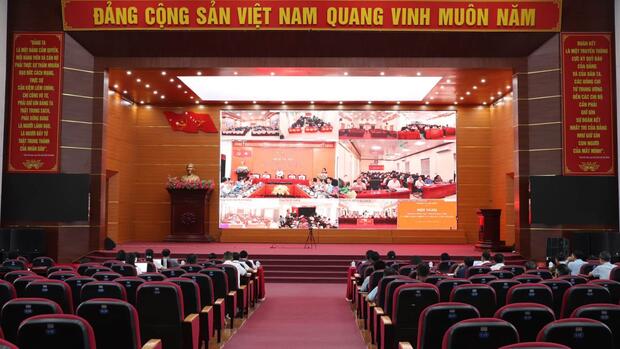 Phường Đoàn Kết dự Hội nghị sơ kết công tác 6 tháng đầu năm 2026 của Tỉnh ủy.