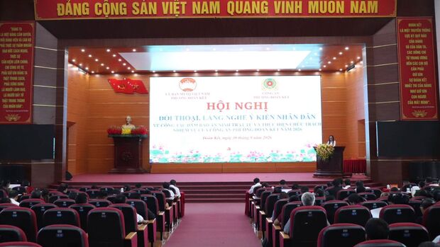 Hội nghị đối thoại, lắng nghe ý kiến Nhân dân về công tác bảo đảm an ninh, trật tự.